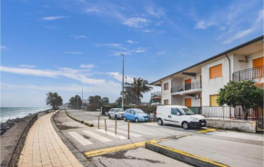 Stunning apartment in Riposto with WiFi and 2 Bedrooms